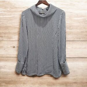 Grace The Perfect Fit Top/Blouse Size M Black and White